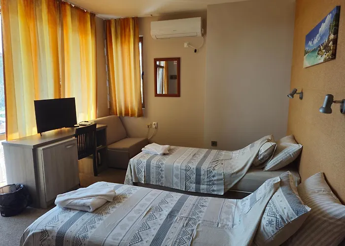 Family Favourite Hotel 2*